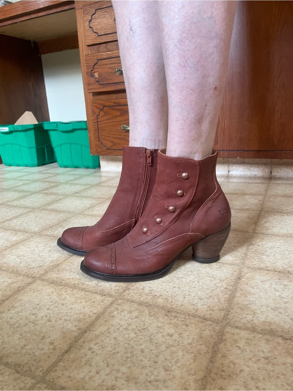 BRAND NEW John Fluevog Boots